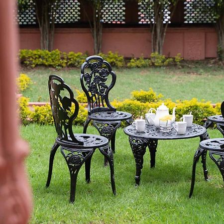 Stayvista At Pink Palace Rajasthani Decor Ooty Exterior foto