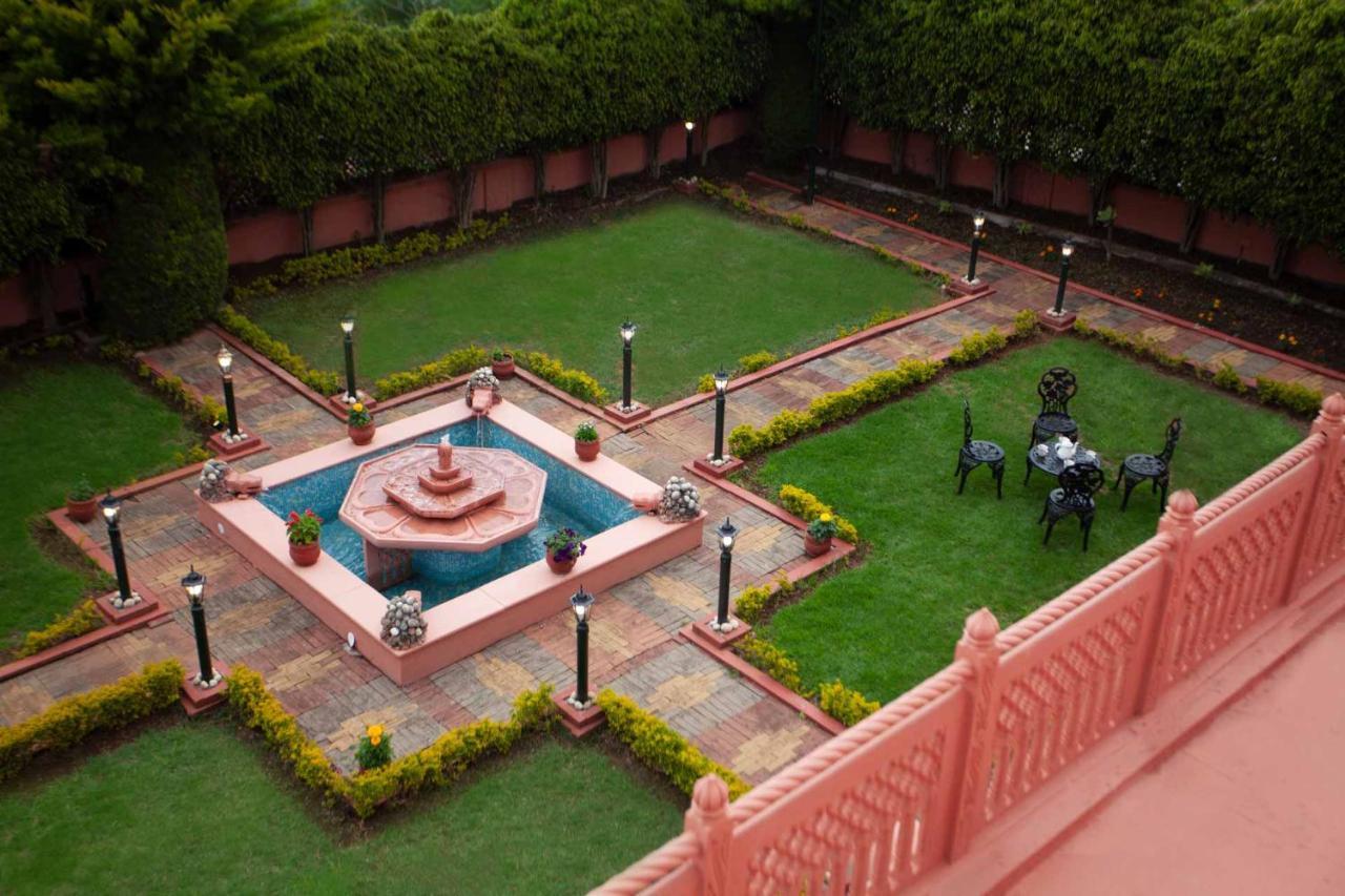 Stayvista At Pink Palace Rajasthani Decor Ooty Exterior foto