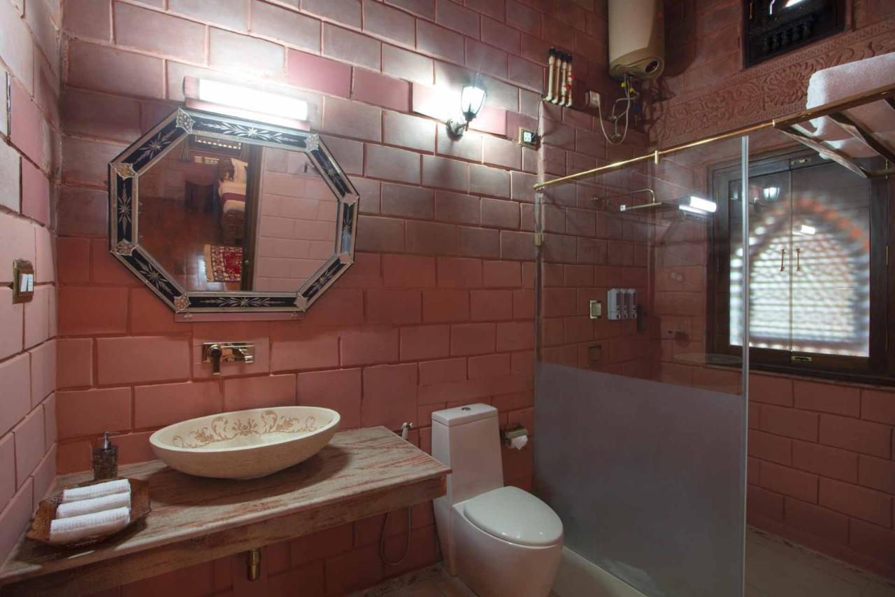 Stayvista At Pink Palace Rajasthani Decor Ooty Exterior foto