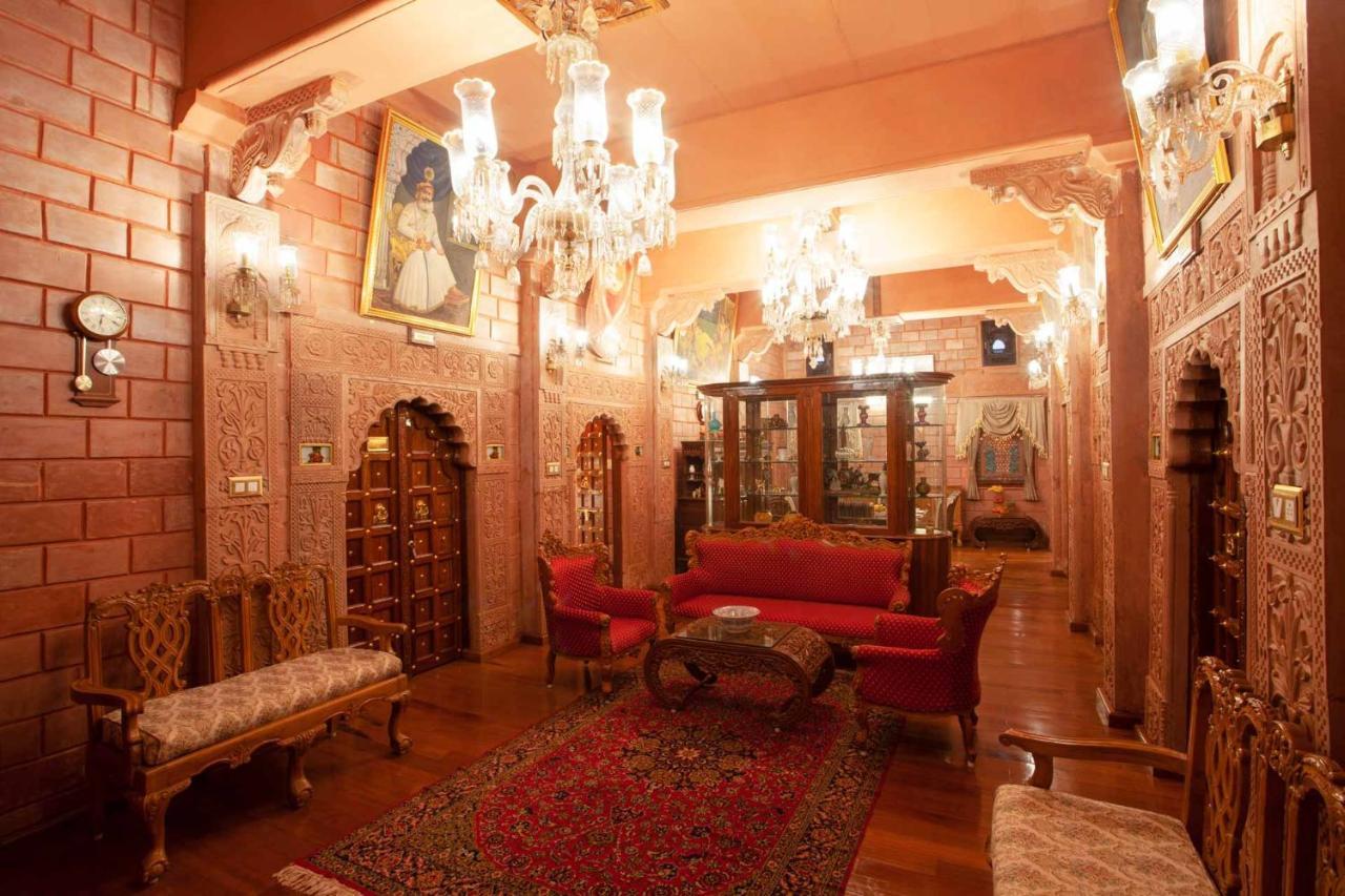 Stayvista At Pink Palace Rajasthani Decor Ooty Exterior foto